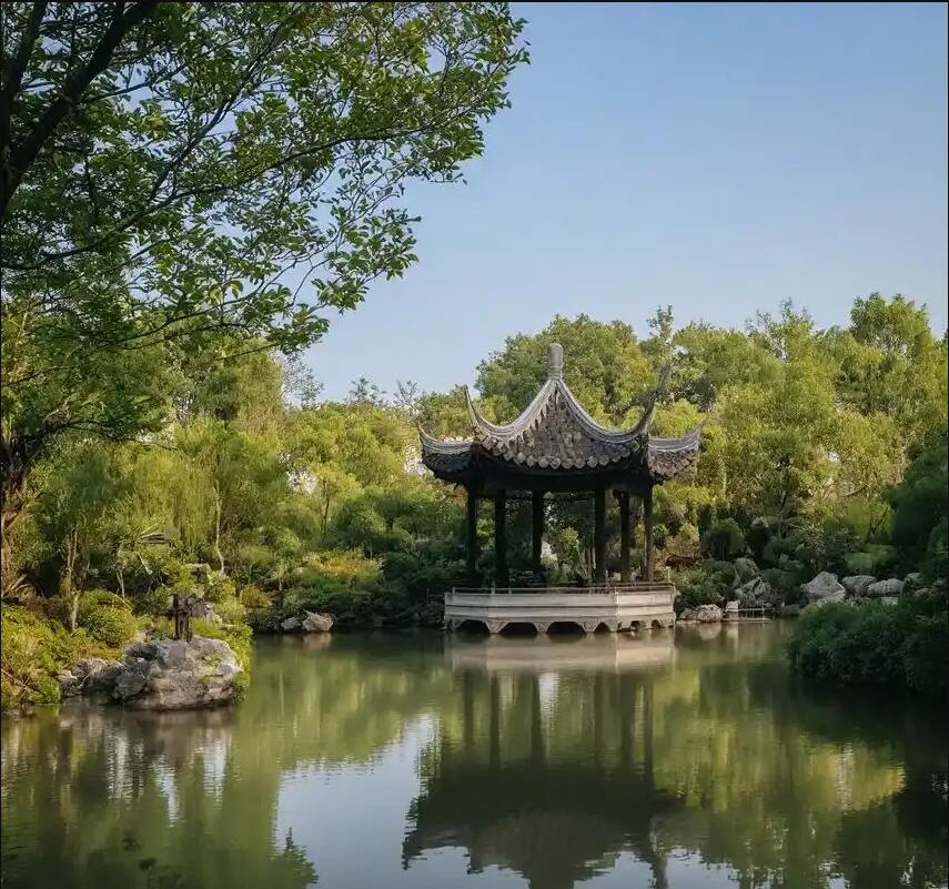 黄山若南餐饮有限公司